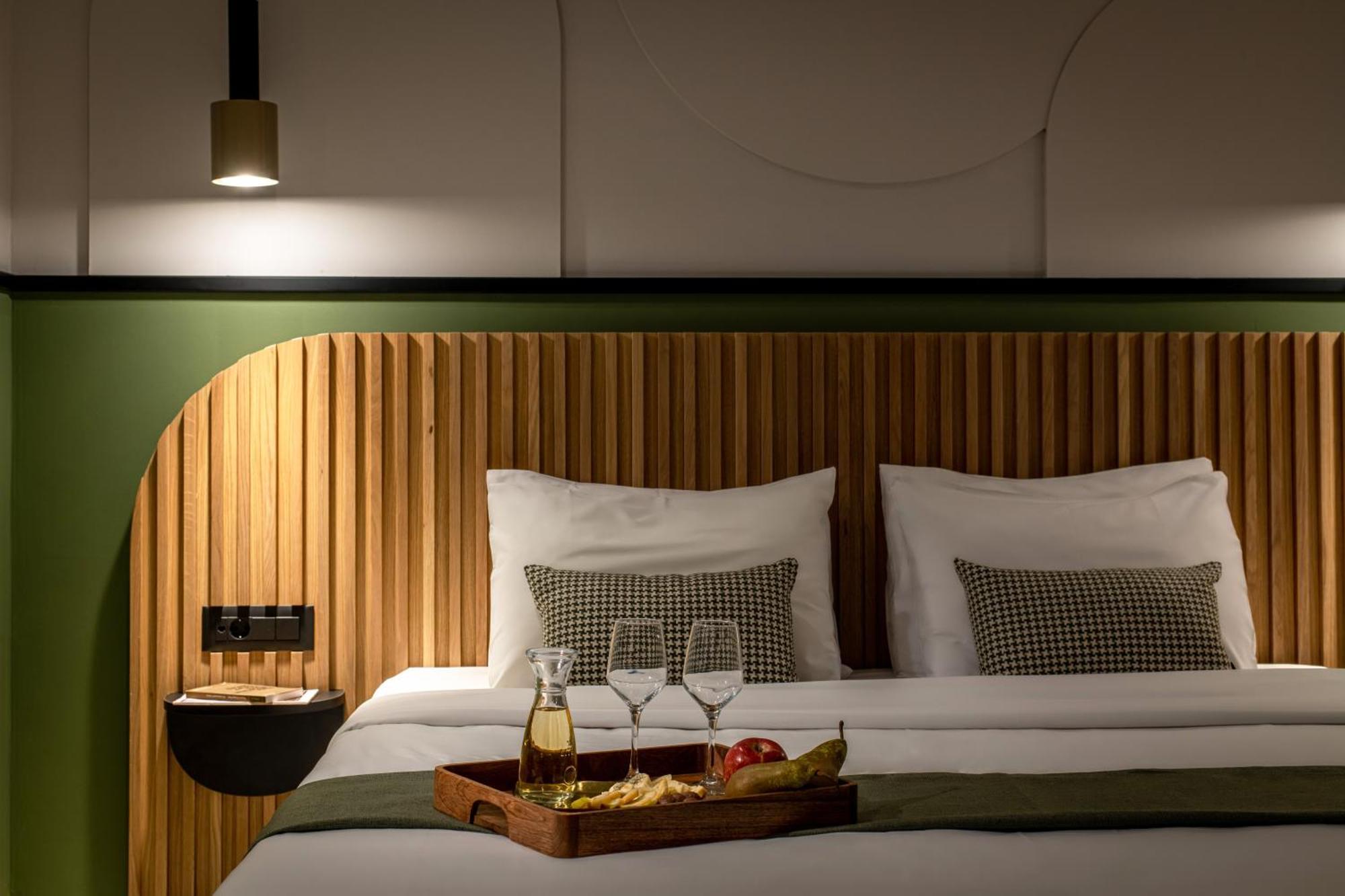 Отель Mistral Bay 4*
