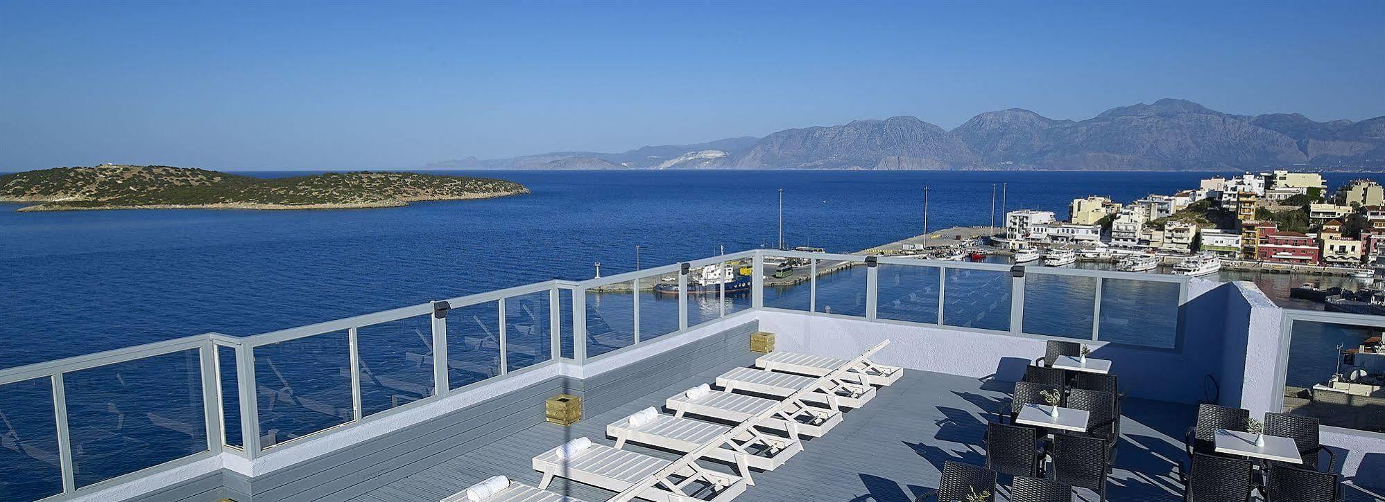 Отель Mistral Bay